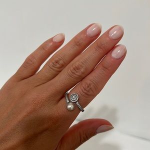 Pandora original twist pearl ring size 6